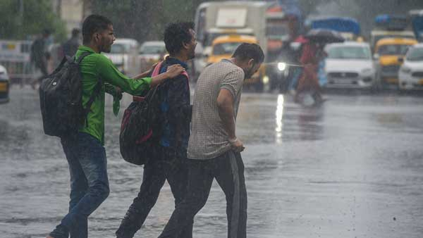 Bengaluru Several Party May Face Moderate To Heavy Rain In Till September 21th