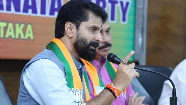 bjp-of-silence-on-chaitra-kundapura-ticket-fraud