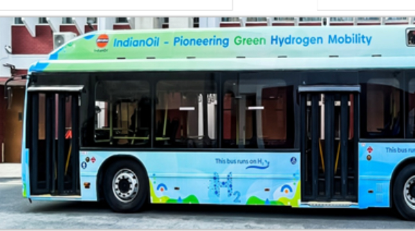 Launch of Indias first green hydrogen powered bus that emits water 