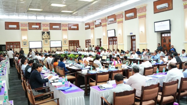 The CM Siddaramaiah Instructed That Officers Should Not Work From Home