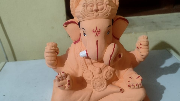 Demand Rise For Eco-Friendly Ganesha Idols Made From Dung of Desi Cows Is on The Rise