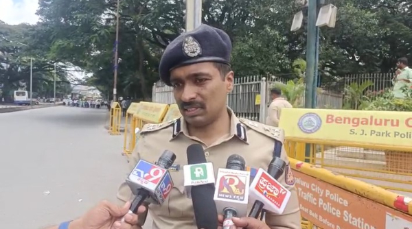A Dead Rat Was Found In The Food Given To The Police
