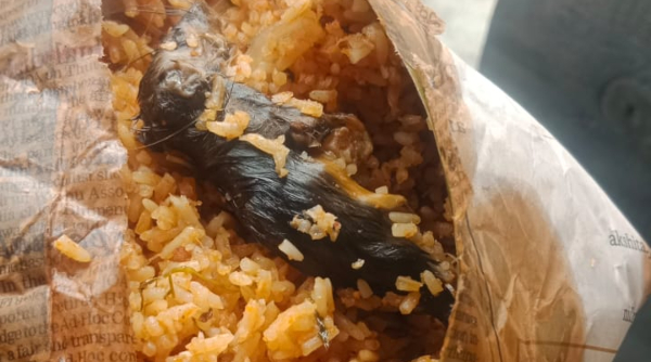 A Dead Rat Was Found In The Food Given To The Police