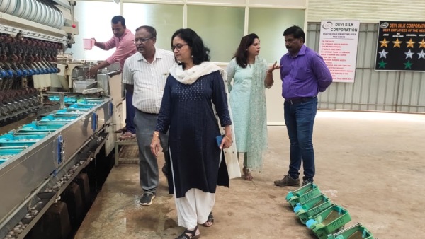 Dharwad Zilla Panchayat CEO Visits Various Sericulture Centre