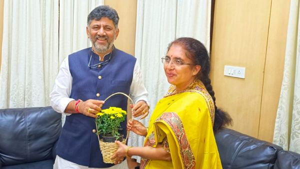 Tejaswini Ananthkumar Meets DCM DK Shivakumar