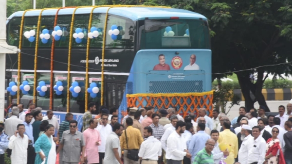 first-double-decker-e-bus-in-nagpur