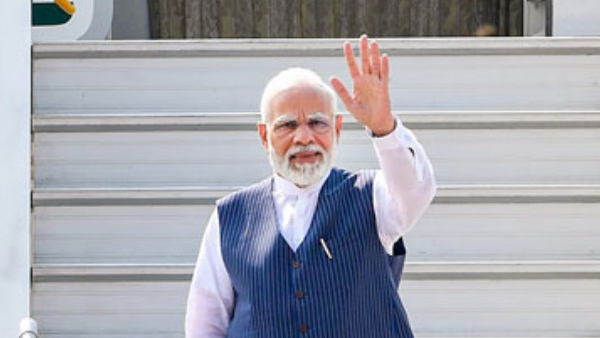 ASEAN-India Summit: PM Modi receives grand welcome after reaching Jakarta ASEAN-India Summit: PM Modi receives grand welcome after reaching Jakarta