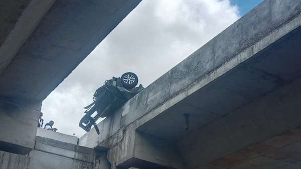 Car Accident At Hassan District Channarayapatna