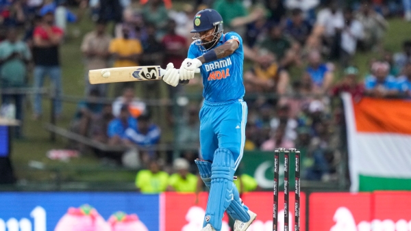 ind-vs-pak-match-ishan-and-hardiks-100-run-partnership