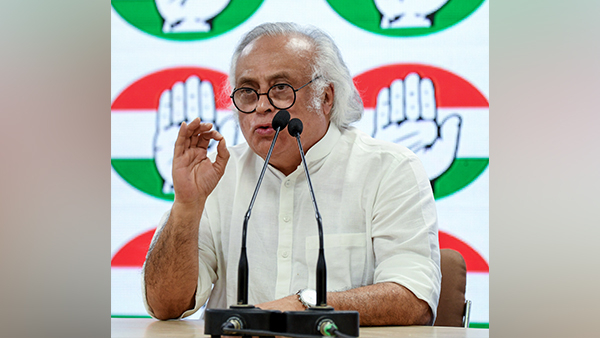 One Man, One Government, One Business Group: Congress Slams Center 