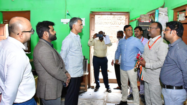 Krishna Byre Gowda sudden visits many Gram panchayat offices of Kalaghatgi taluk