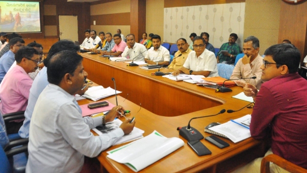 Post Monsoon Agriculture Activities Koppal DC Chaired Meeting 