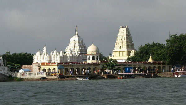 Information in Kannada about must-see tourist spots in Bagalkote district