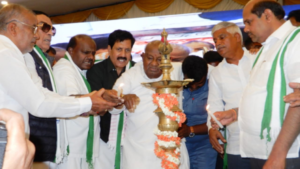 CM Siddaramaiah reaction about Former CM HD Kumaraswamy allegations