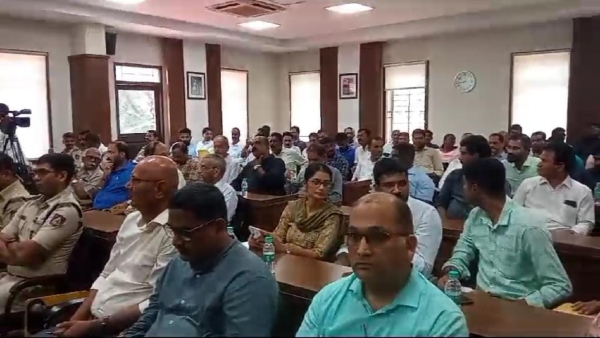 Road accidents Increase: police Commissioner warns city bus owners in Mangaluru
