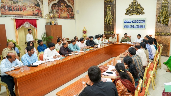 Mysuru Dasara 2023: Ministers Instructions To Maintain Cleanliness In Dasara Food Fair