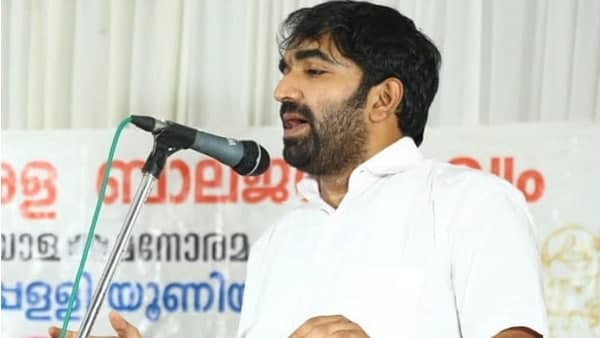 Keralas Puthuppally MLA-elect Chandy Oommen begins barefoot ‘padyatra’; swearing-in on Monday