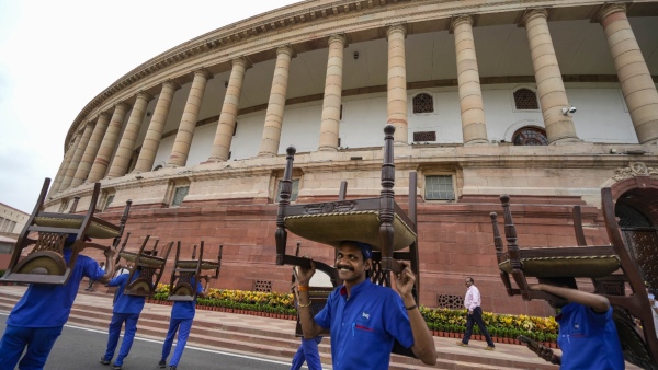 Pay For Earned Leave New Labour Law Will Come Soon 