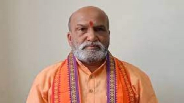 Provocative statement during Ganesh visarjan: Complaint against Pramod Muthalik Provocative statement during Ganesh visarjan: Complaint against Pramod Muthalik