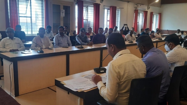 Read Preamble Of Constitution On September 15 More Two Lakh Registration In Kodagu