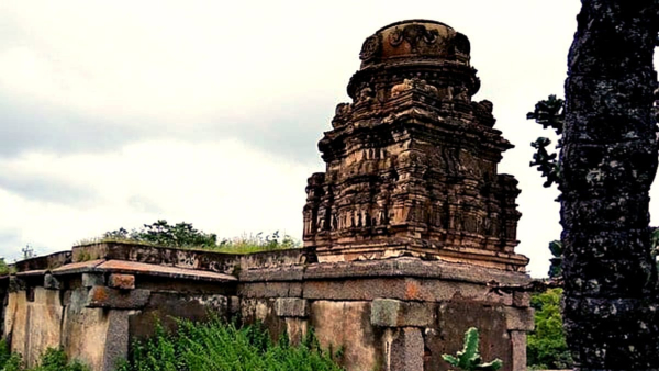 savandurga-hills-adventurous-trekking-spot