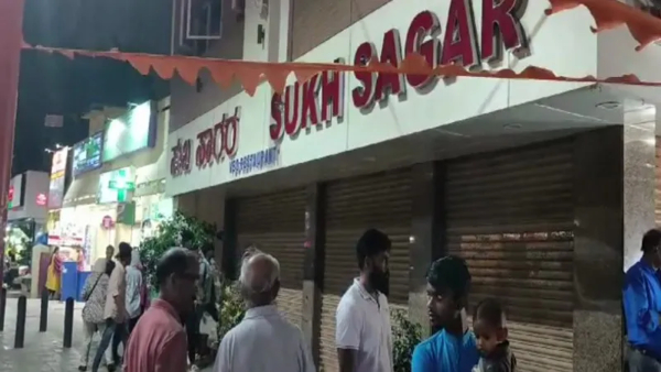 Tamil Nadu DMK leader assaulted in Bengaluru: admitted to hospital