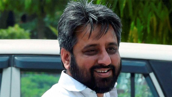 ED Raid On AAP MLA Amanatullah Khan in Money Laundering Case