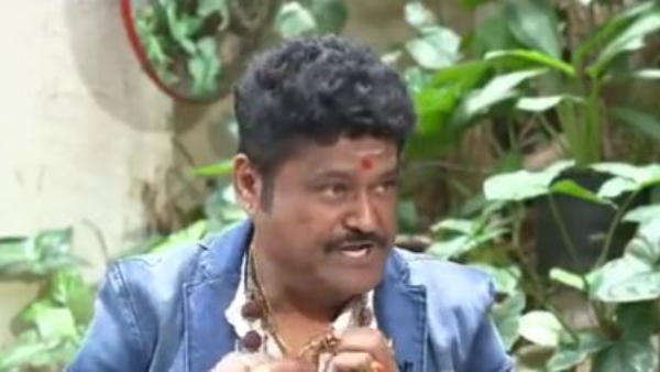 actor-jaggesh-wearing-tiger-claw actor-jaggesh-wearing-tiger-claw