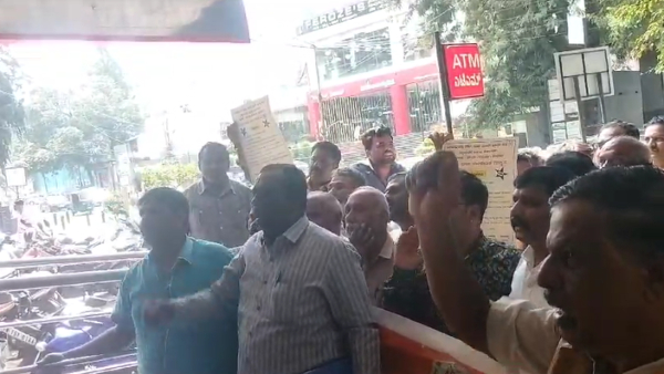 Anna Bhagya Scheme: Ration Distributors Protest Against State Government