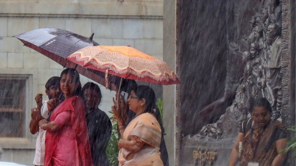 bengaluru-today-has-heavy-rain
