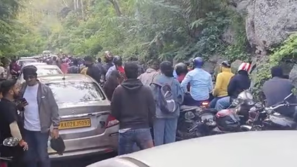bengalurus-weekend-traffic-woes-shift-to-nandi-hills