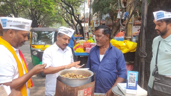 bjp-supporters-obstructing-aaps-letter-movement