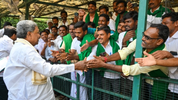 Karnataka BJP did corruption allegation against Congress leaders 