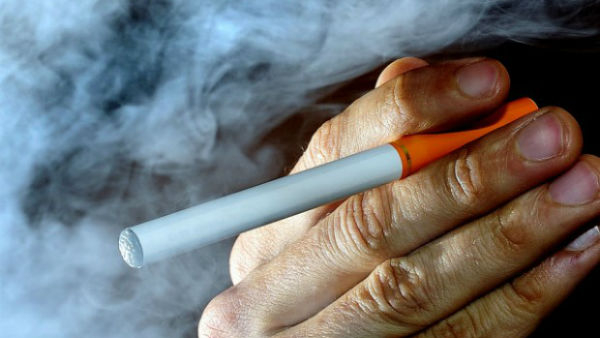 COTPA Violation:BBMP Notice Issue 50 Tobacco Establishments, Police Inspect 50 place 950 case filed