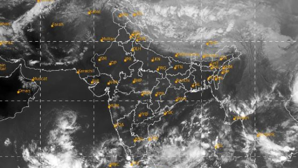 Cyclone Alert: IMD Warns Cyclonic storm in Arabian and Bay of bengal sea, Whats Effect on karnataka