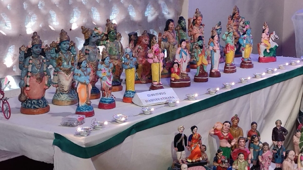 dasara-puppet-are-placed-in-ramanagara