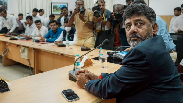 dk-shivakumar-hits-back