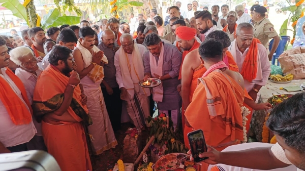 Dont sell your land to Bangaloreans: DCM DK Shivakumar appeals to kanakapura villagers