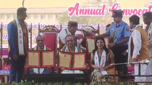 Karnataka University Awarded Honorary Doctorates To Three Including B. D Jatti Son Karnataka University Awarded Honorary Doctorates To Three Including B. D Jatti Son