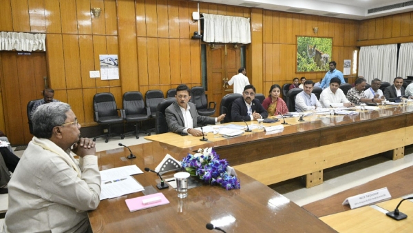 Karnataka CM Siddaramaiah ordered officers to take care of Electricity problem in the state