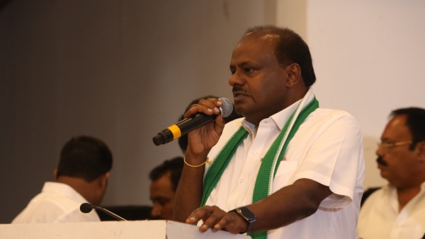 HD Kumaraswamy Gave Explanation About Tiger Claw Pendant Allegations Against His Son Nikhil 