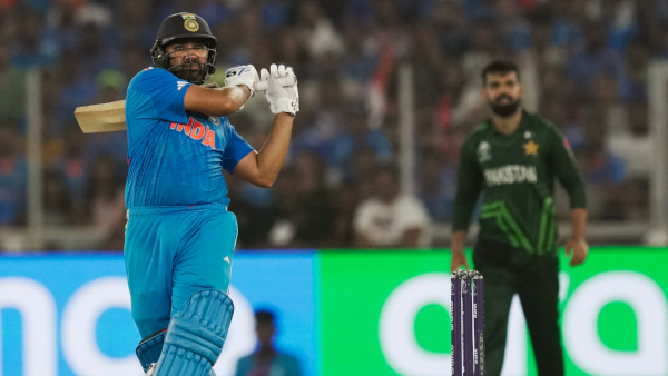 india-beats-pakistan-by-7-wickets