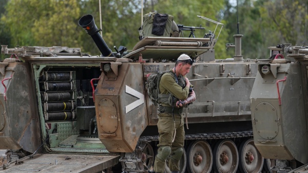 Missile attacking live footage has been recorded in a TV Show