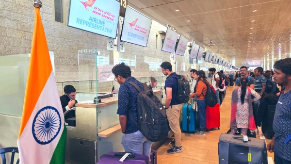 Operation Ajay: First Flight Carrying 212 Indians Arrives in Delhi from Israel 