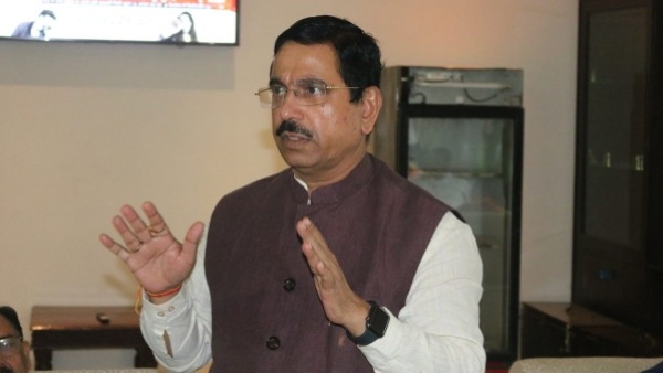 Congress is Commission Govt: Pralhad Joshi allegation