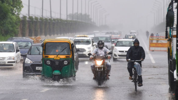Karnataka weather: Heavy rainfall forecast in these districts including Bengaluru at next 24 hours