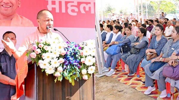 UP CM Yogi Adityanath Green Signal To 50 Bus Under Mission Mahila Sarathi Program