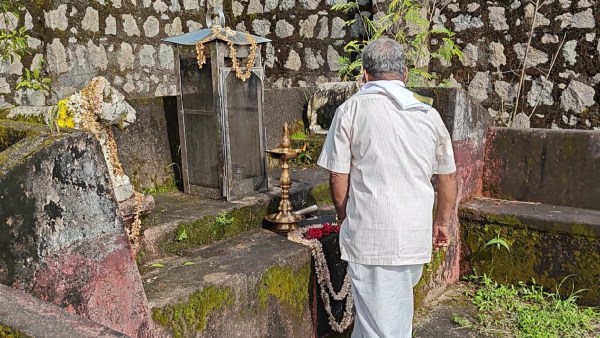Daiva Came Upon The Muslim Youth At Mangaluru