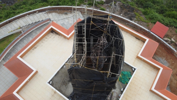 Top Half Portion Of Parashurama Statue In Karkala Removed