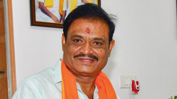 Ambikapathy did not earn 42 crore Said RR Nagar BJP MLA Munirathna 